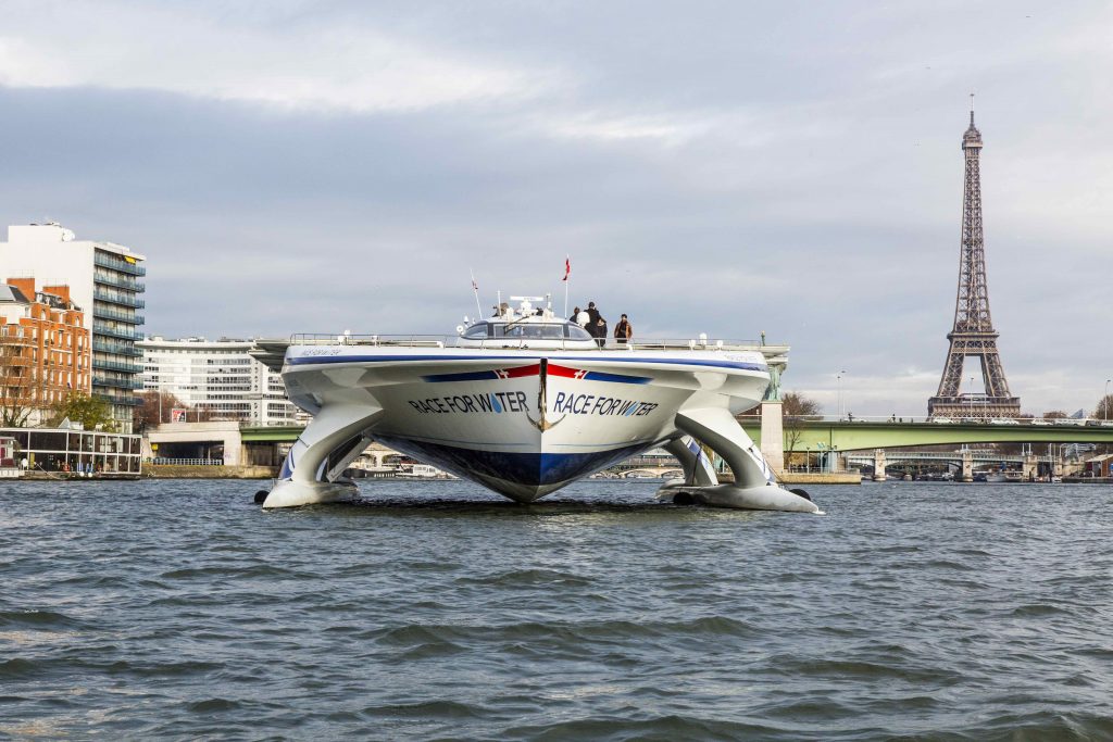 Hydrogen Power for Superyachts in 22nd Century