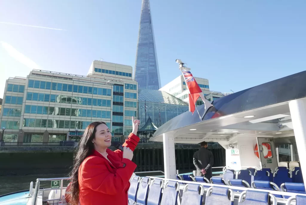 Hybrid high-speed passenger ferry speeds through London