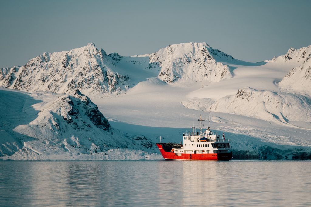 Expedition Micro Cruise to East Greenland