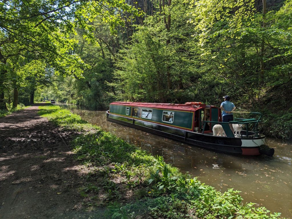 Drifters Expands Narrowboat Fleet