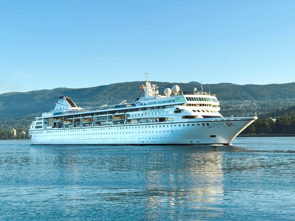 Long-term voyage  visits 400 ports across all 7 continents